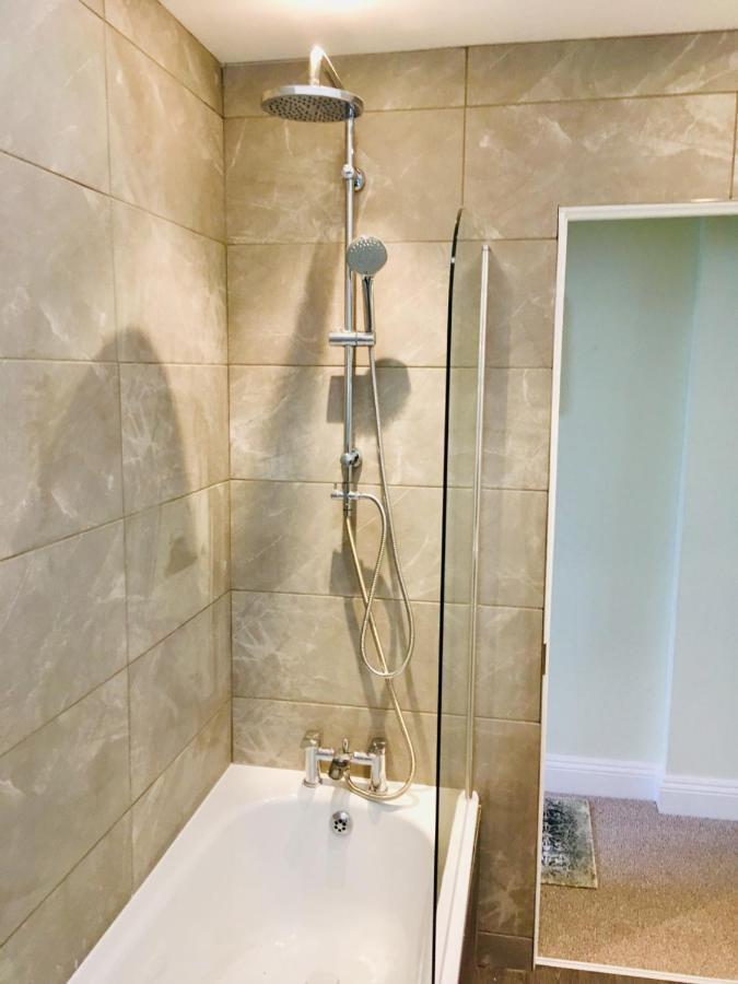 Grade 2 Listed Apartment In Heart Of Χέιστινγκς Εξωτερικό φωτογραφία